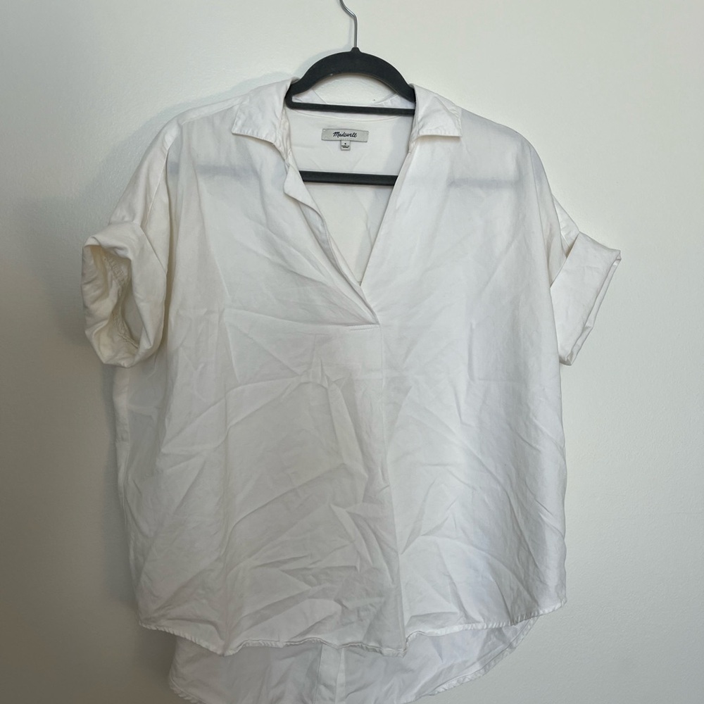 Madewell white collared buttons up the back white blouse.